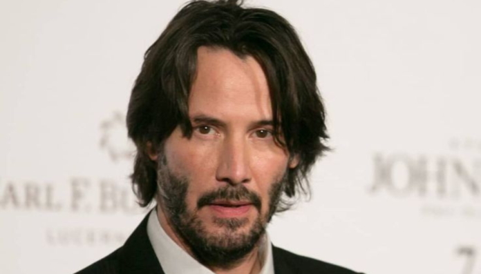 Keanu-Reeves-Lived-With-His-Grandparents-In-Hawaii-During-His-Childhood-696x397 Keanu Reeves Lived With His Grandparents In Hawaii During His Childhood