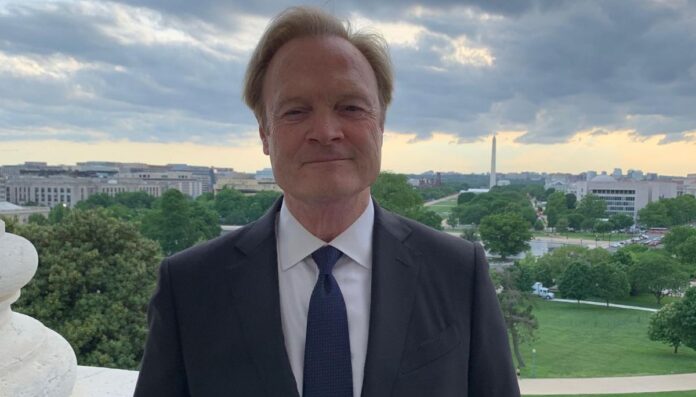 Lawrence O'Donnell's Harrowing Recovery From Near-Fatal Car Accident Lawrence O'Donnell's Harrowing Recovery From Near-Fatal Car Accident