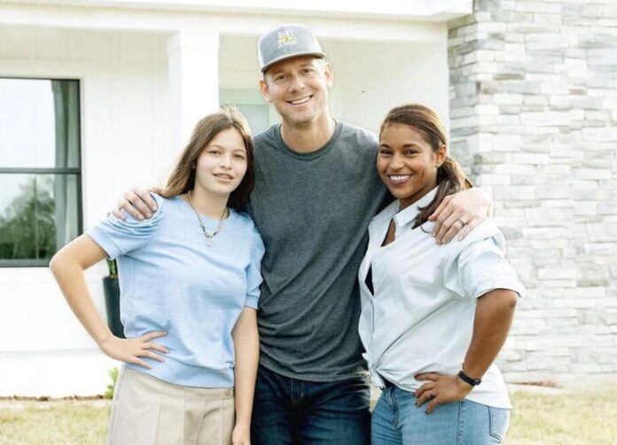 Jade with her mother and stepfather Jade with her mother and stepfather