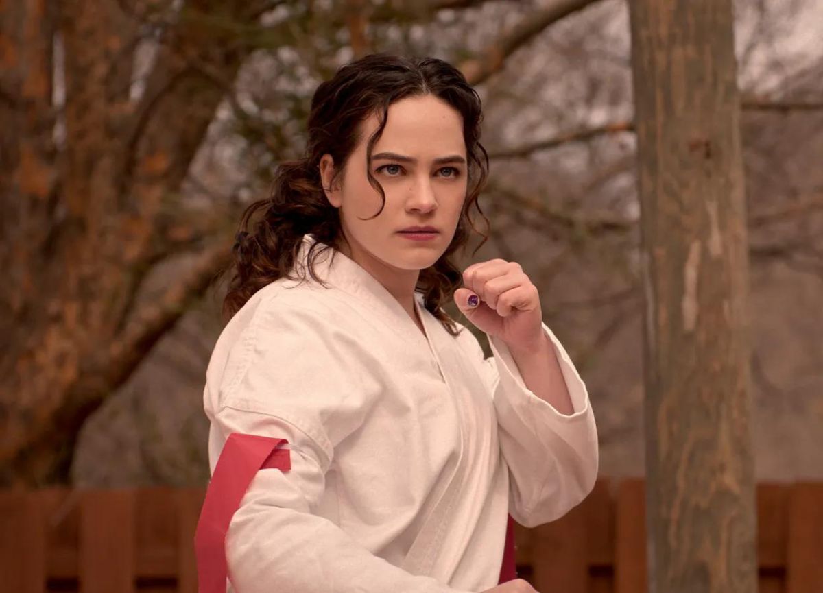 Mary Mouser Faces Unwarranted Speculation About Weight And Pregnancy as Cobra  Kai Returns