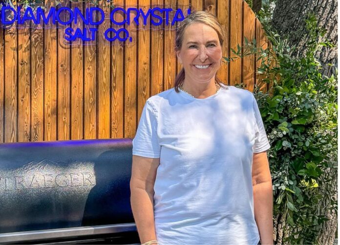 Netflix's 'Barbecue Showdown' Judge Melissa Cookston's Subtle Weight Loss Journey Netflix's 'Barbecue Showdown' Judge Melissa Cookston's Subtle Weight Loss Journey