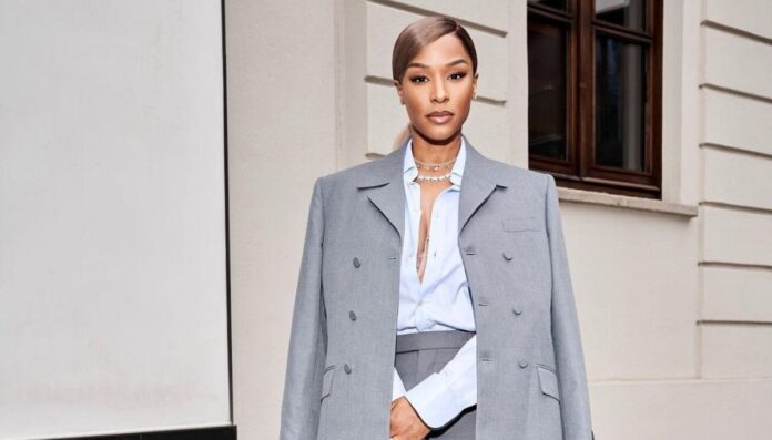 Savannah James' Family Foundation Exploring Her Parents' Influence and a Recent Online Misunderstanding Savannah James' Family Foundation Exploring Her Parents' Influence and a Recent Online Misunderstanding