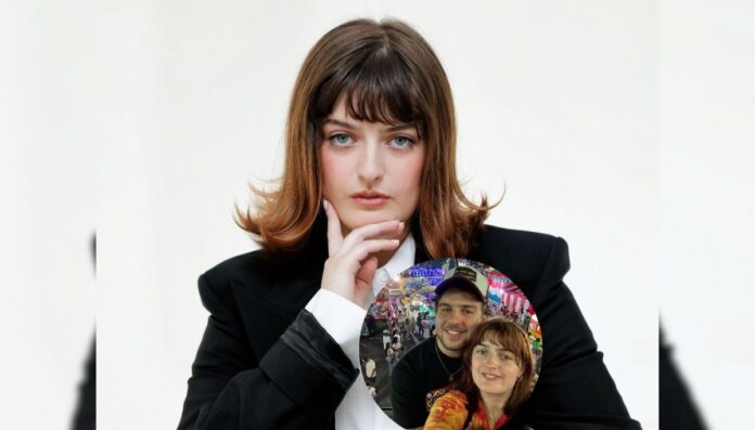 Chloe Troast strikes a pose with her signature style and confidence Chloe Troast strikes a pose with her signature style and confidence