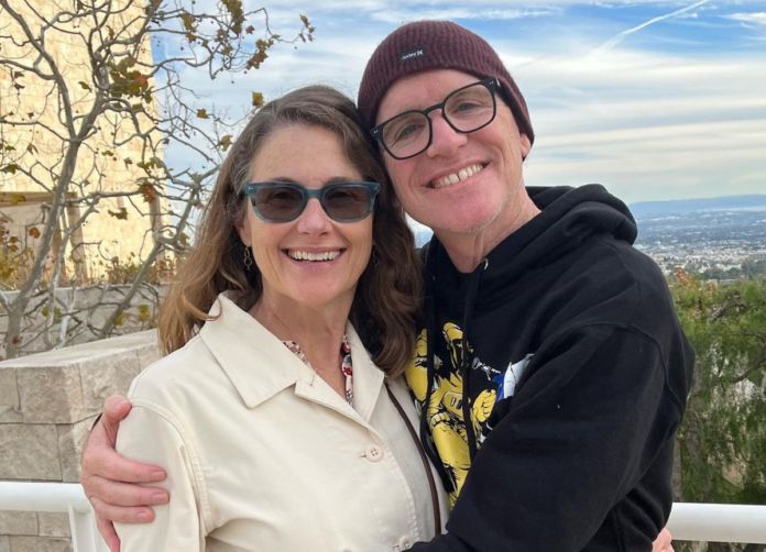 Greg Fitzsimmons’ “You Know Me” Leading To Knowing His Wife Greg Fitzsimmons’ “You Know Me” Leading To Knowing His Wife