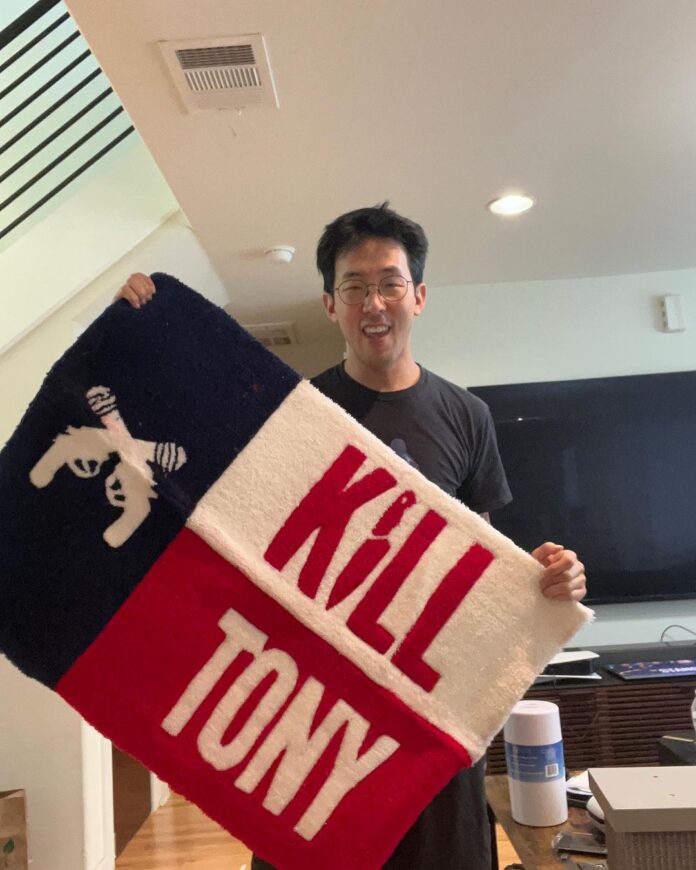 Hans Kim a comedian showing and posting thanks for the kill tony rug Hans Kim a comedian showing and posting thanks for the kill tony rug