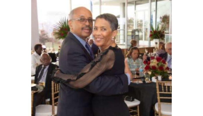 Linsey-Davis-Parents-Have-Been-Married-For-Five-Decades Linsey Davis's Parents Ronald And Beverly Davis Have Been Together Since At Least 1969.