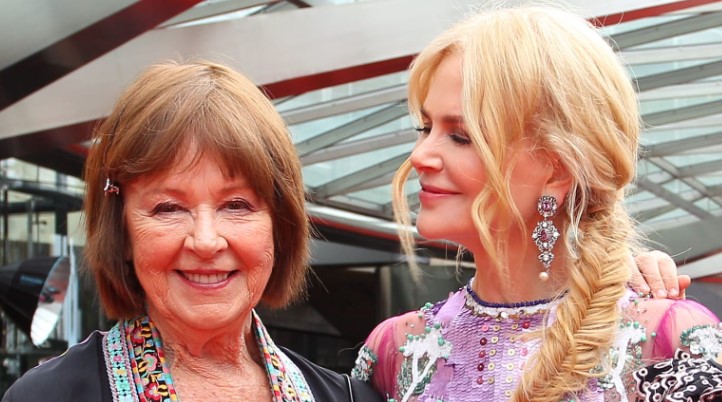 Nicole Kidman with her mother Janelle Ann Kidman